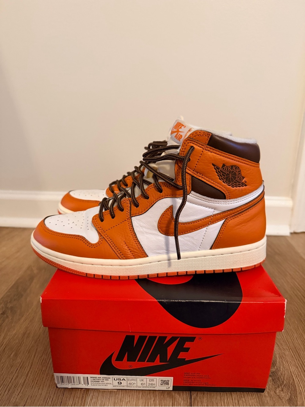 Jordan 1’s Retro Women’s High-Top Sneakers in Orange, White & Brown